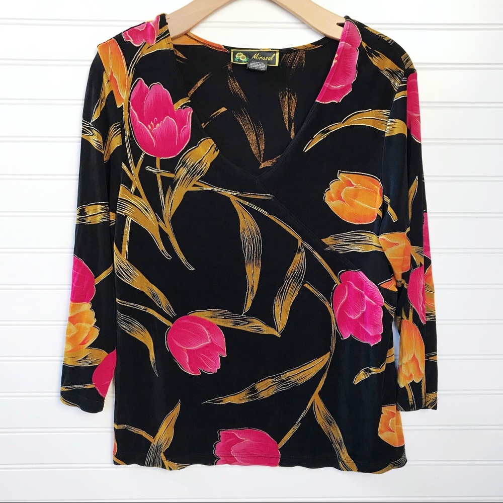 ⭐️ 3 for $25 Vintage Floral Top